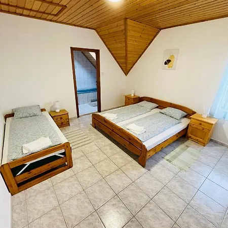 Chill Apartment Balatonfured