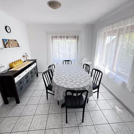 Chill アパート バラトンフレド